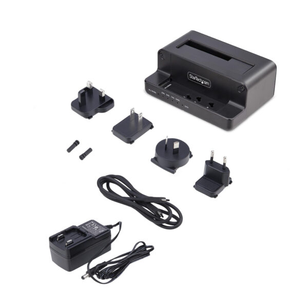 StarTech.com M.2 NVMe to 2.5/3.5" SATA Drive Duplicator, Dual Bay Standalone SSD Cloner/Drive Dock, Bidirectional NVMe to SATA / SATA to NVMe, Up to 27GBpm, TAA